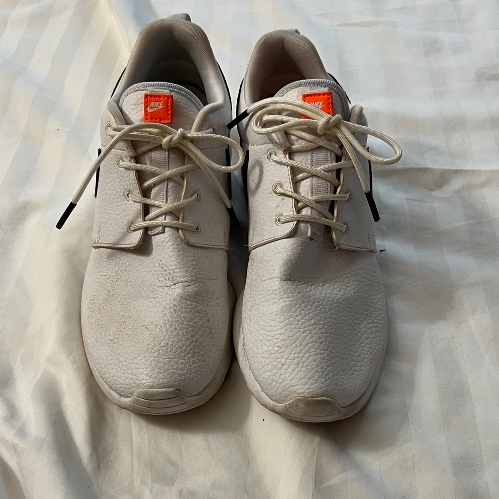 Nike Men's White and Orange Sneakers